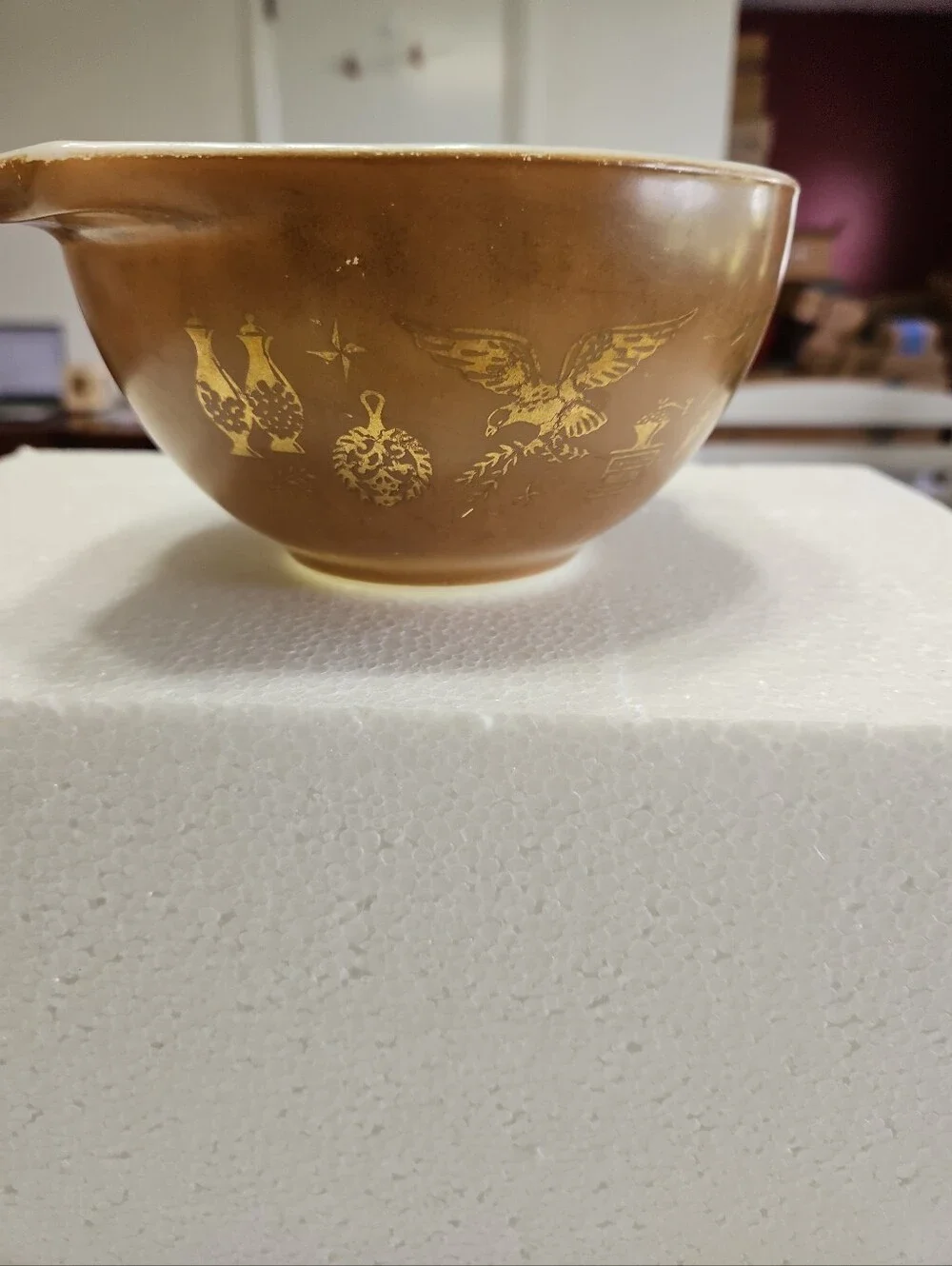 PYREX Vintage Early American Cindrella 1.5 Pint Brown & Gold Bowl #441